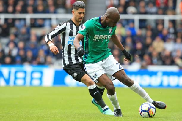 不仅肩负着 不仅肩负着