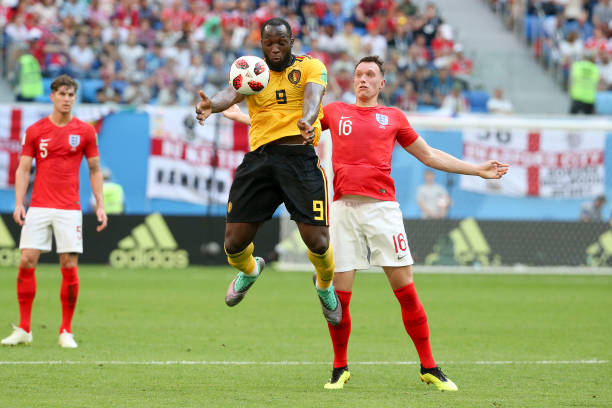 强队表现坚 强队表现坚